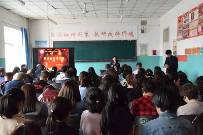 税法宣传进校园 (9).jpg