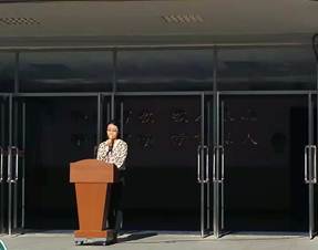 说明: 2019年3月18日王稳庄中学升旗1