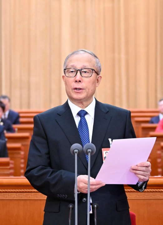 &emsp;3月9日，十四届全国人大四次会议在北京人民大会堂举行第二次全体会议。李鸿忠主持会议。