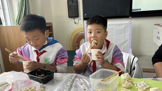 说明: e1f4bed501c23e0c8d9baee52616fab